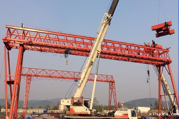 MG型提梁机安装现场 MG型提梁机安装现场