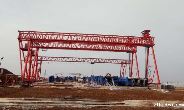 MG型提梁机现场 MG型提梁机现场