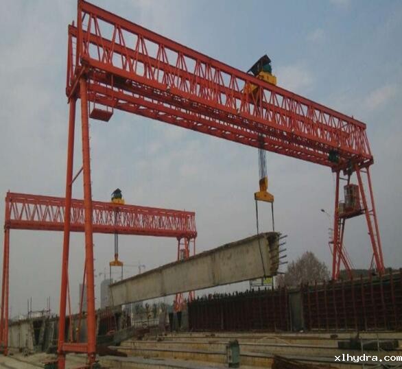 ME提梁机图片现场