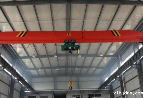 广东电动单梁起重机起吊组织只升高不降低或只下降不升高