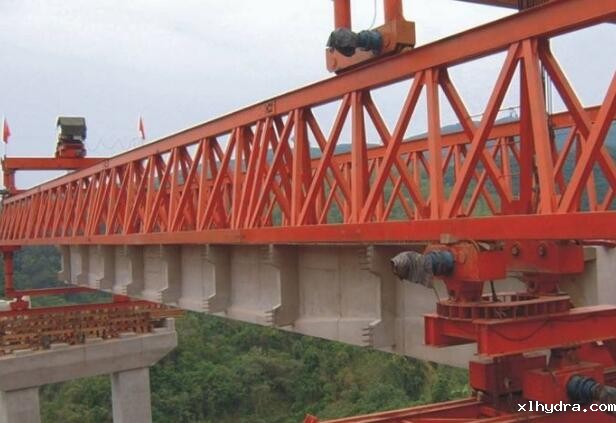 河南架桥机变频调速器接地线电阻应低于4欧母