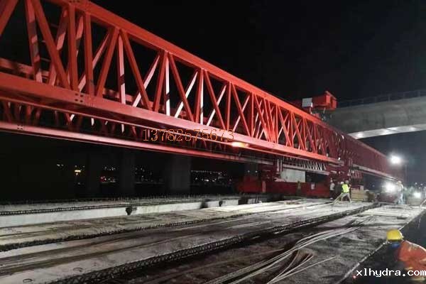 HNJQ60-360配重架桥机