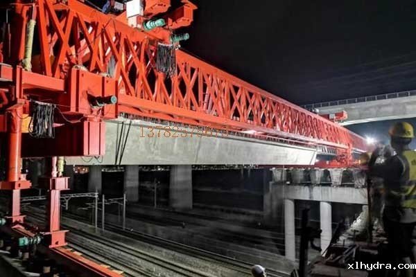 HNJQ60-360配重架桥机