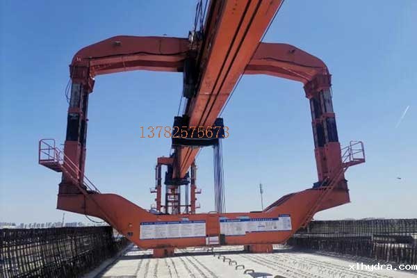 900吨轮胎提，900吨液压运梁车